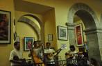 Ótima música no tradicional clube La Fuente, no centro de Guadalajara, no México